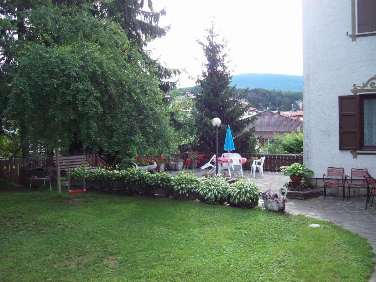 Agritur Rizzi Di Inama Ugo Villa Coredo Exterior photo